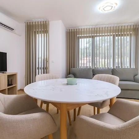 Lejlighed Modern 1-bedroom With Free Parking Plovdiv