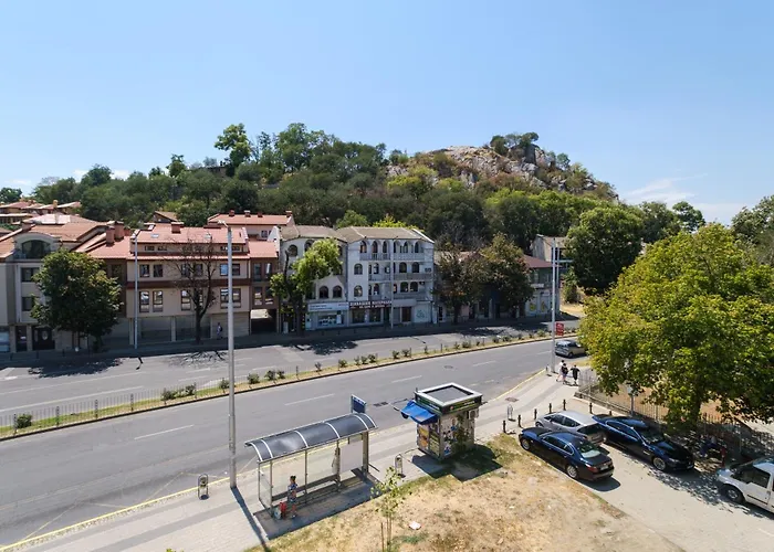 Daire Modern 1-bedroom With Free Parking *