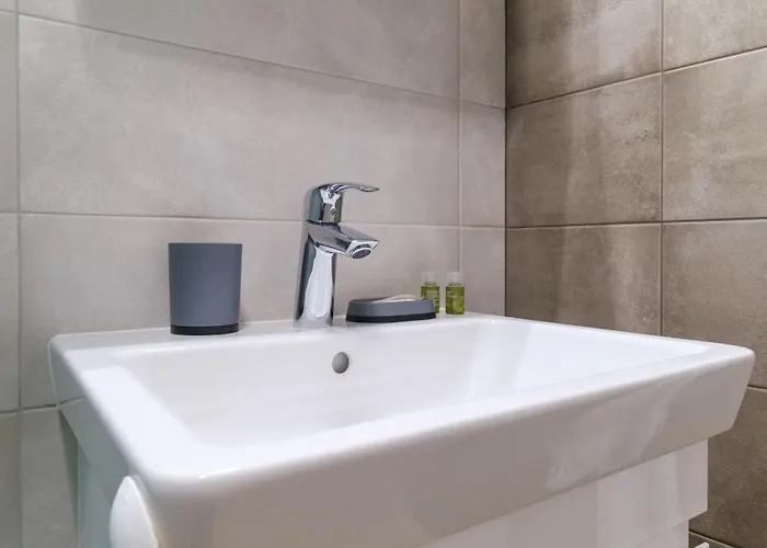 Daire Modern 1-bedroom With Free Parking Filibe