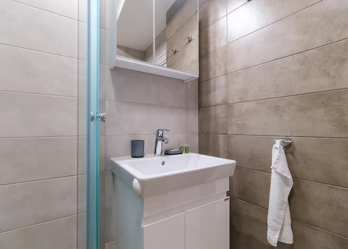 Modern 1-bedroom With Free Parking Filibe