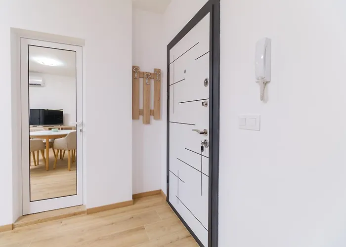 Modern 1-bedroom With Free Parking * Filibe
